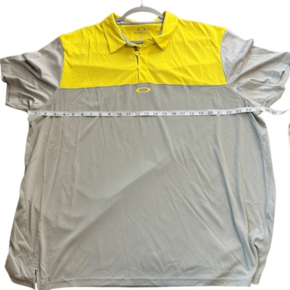 Oakley Mens Colorblock Striped Short Sleeve Golf Polo Shirt Gray Yellow Size 2XL - Picture 5 of 7